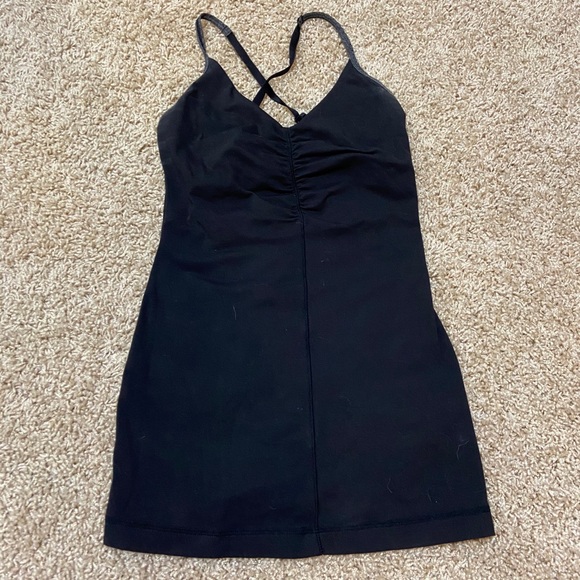 Lululemon workout tank top - Picture 2 of 4